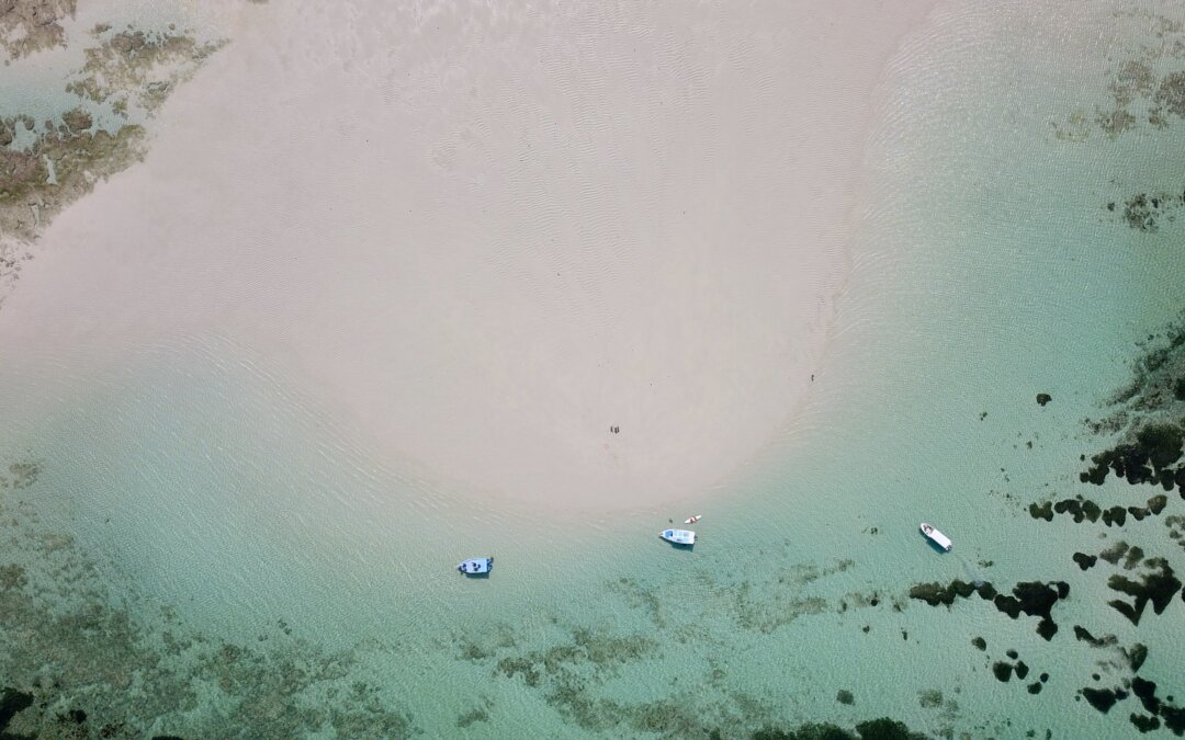 A Day on the Water – Sand Island Adventure from Almanara